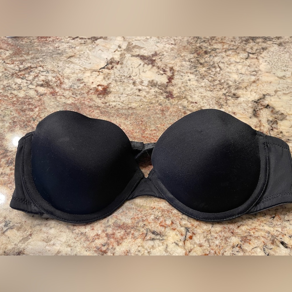 Black Women's Strapless Bra, size 34A.